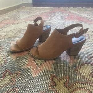 Dolce Vita Tan/Brown Heel Mules, size 7